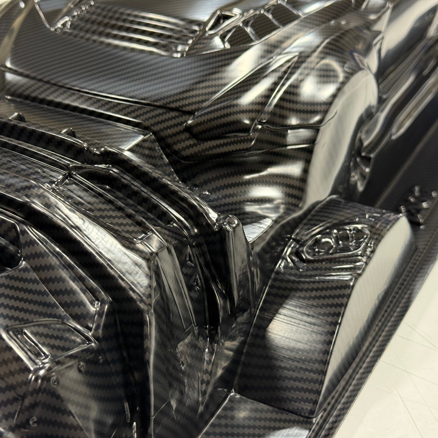 (CARBON VERSION Limited Edition) NISSAN Skyline GT-R R35 BLS N-Sports 1-10 (205mm-207mm) Body Set [Pandora] PAB-3207CV
